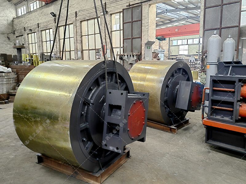 1810液壓對輥制砂機一小時產量多少？