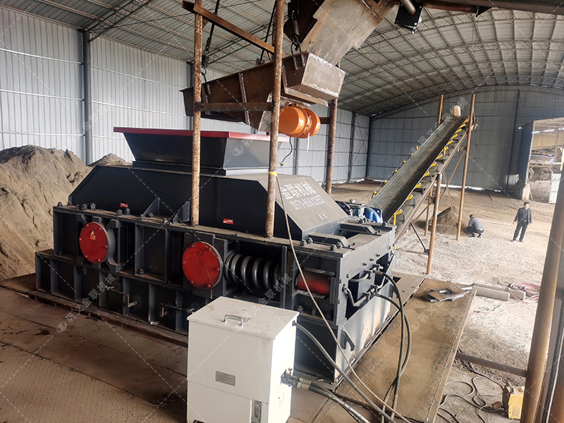 鵝卵石對輥破碎機介紹，為什么選擇金聯機械？