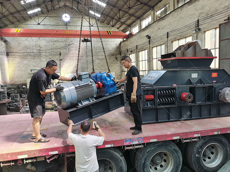 1208型半自動對輥破碎機(jī)發(fā)貨 破碎石英石