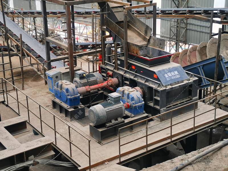 礦用液壓對輥制砂機(jī)如何實(shí)現(xiàn)砂石細(xì)碎與高產(chǎn)雙提升? 礦用液壓對輥制砂機(jī)如何實(shí)現(xiàn)砂石細(xì)碎與高產(chǎn)雙提升?